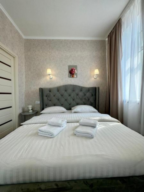 ApartPoltava 3-кімнатна FAMILY до 8 спальних місць ЦЕНТР ресторан Peperonchino